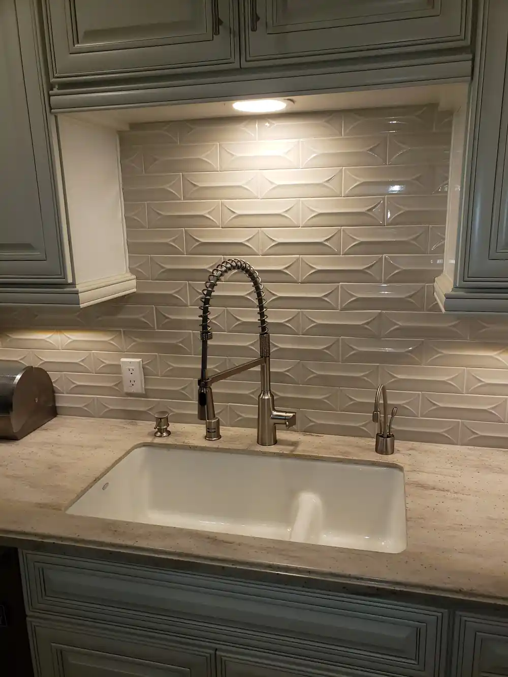 Kitchen Sink and Faucet