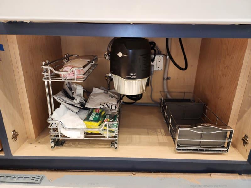 Anaheim fixture installation: replacing a garbage disposal under the sink