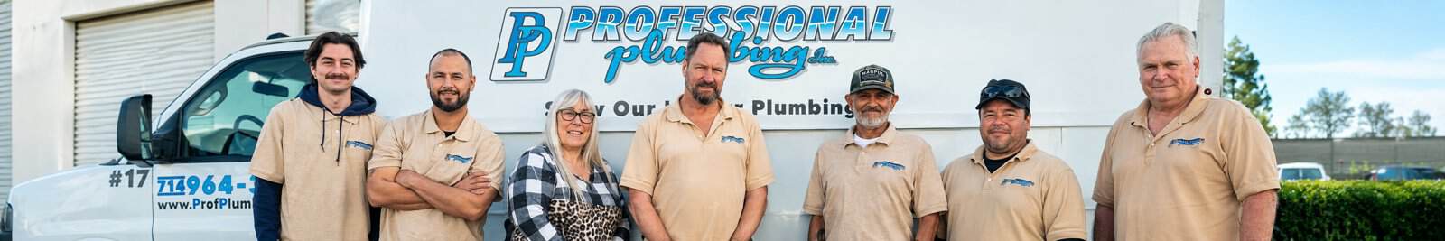 orange-county-plumber-crew-in-front-of-truck