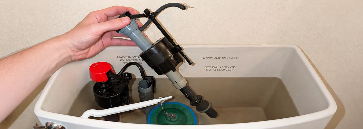 Garden Grove plumbing repair: rebuilding a running toilet