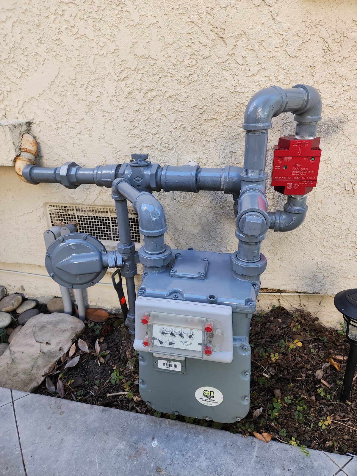 Little Firefighter earthquake gas shutoff valve installed on a residential gas meter in Orange County